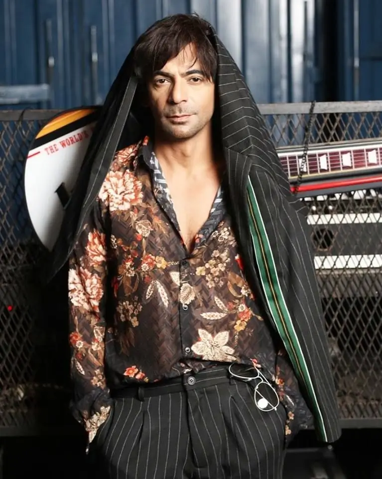 Sunil Grover — Live Stage Appearance