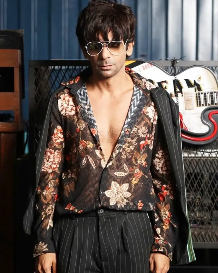 Sunil Grover — Met Gala — Red Carpet